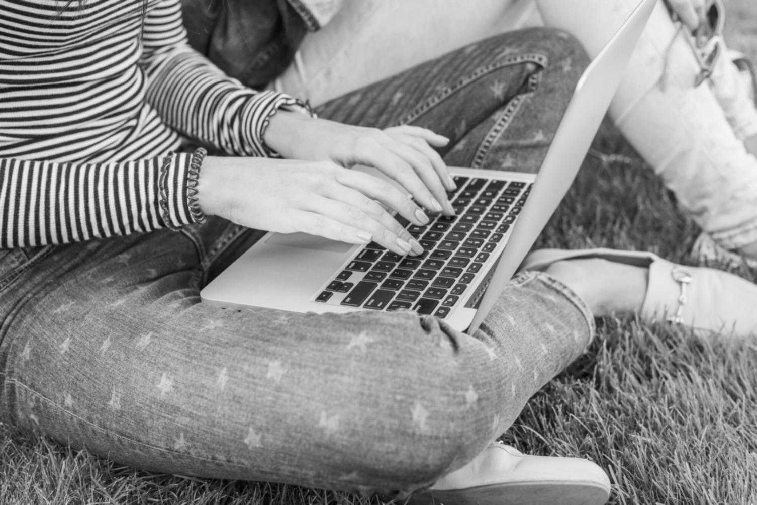Ambiente di studio confortevole con temperatura ottimale